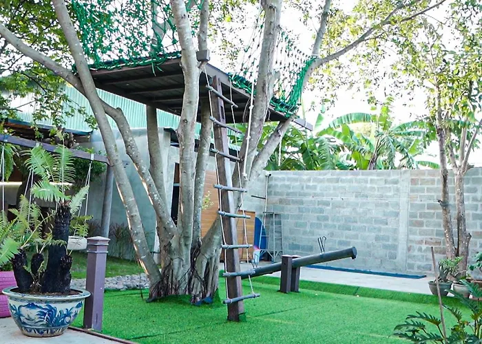 Eco House *